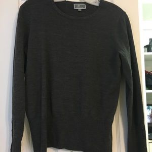 Grey long sleeve shirt